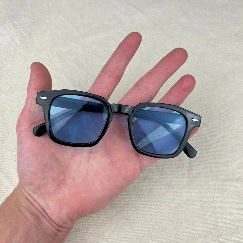 Vintage unique retro style black rounded square sunglasses cyber grunge techno